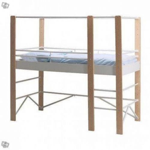 Loftsäng Ikea LO & madrass säljes
