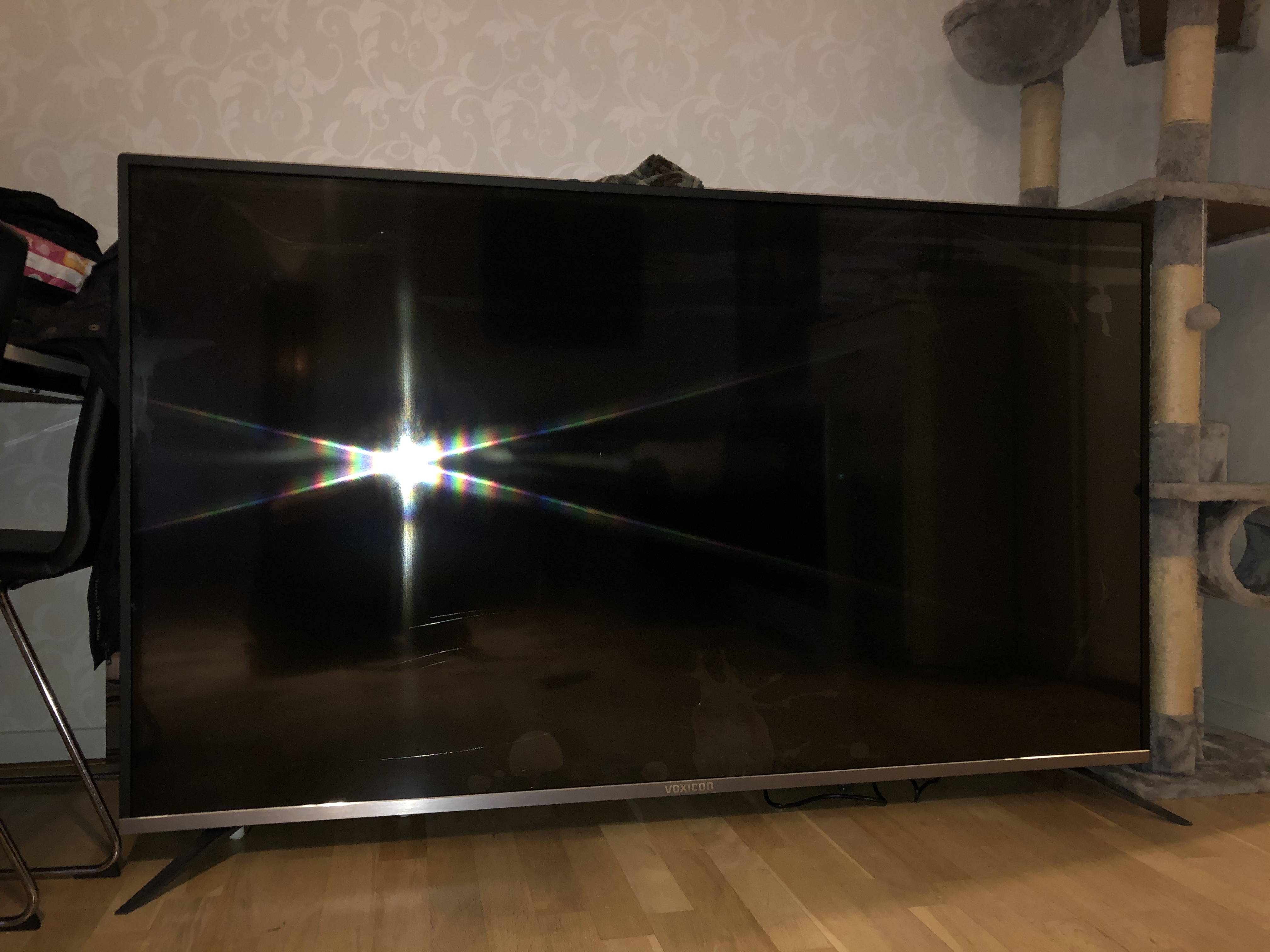 Defekt skärm på LED 75tum 4K Smart TV