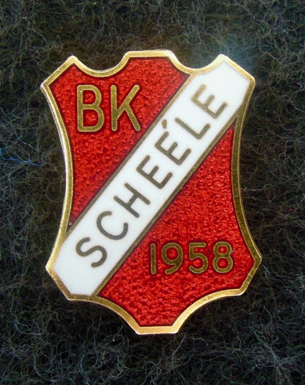 Klubbnålar köpes